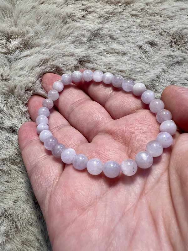 Bracelet Kunzite – Tendresse - Sérénité intérieure  6mm – Image 2