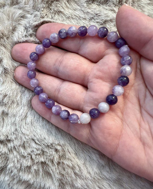 Bracelet Lépidolite Changement - Anxiété 6mm – Image 2