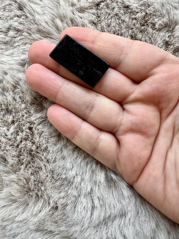 Plaque autocollante en Shungite pour Téléphone