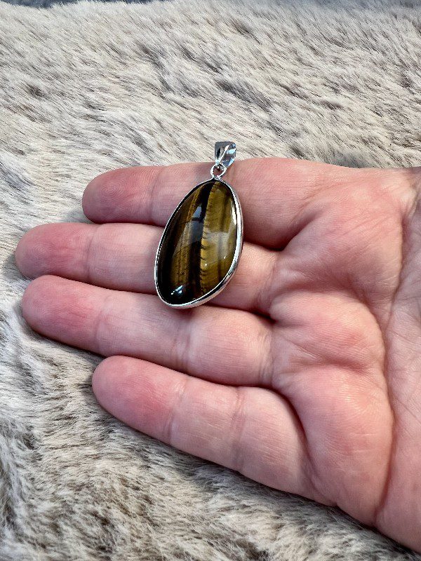 Pendentif Oeil de Tigre Protection - Force Intérieure