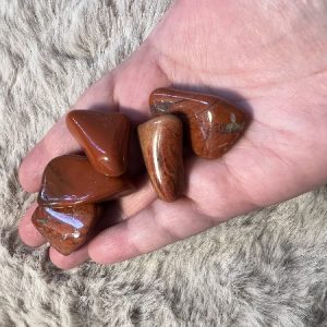 Pierre Roulée Jaspe Rouge Energie et Ancrage 10/15gr