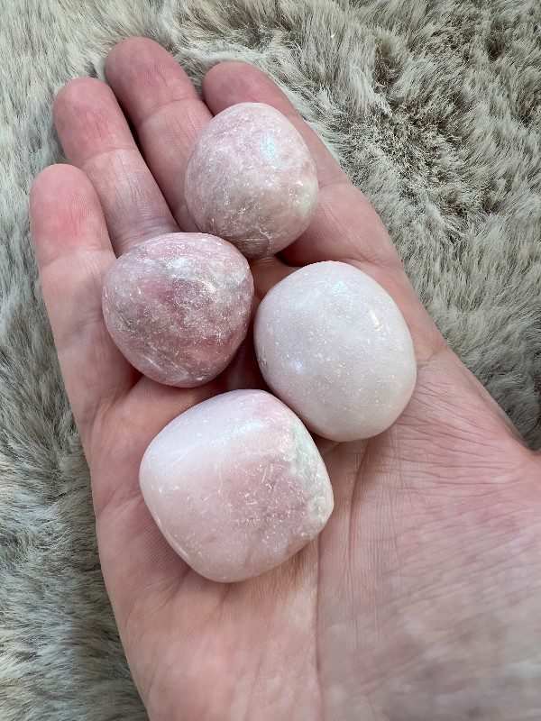 Pierre roulée Opale Rose  Douceur - Guérison émotionnelle