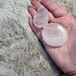 Galet en Pierre Naturelle de Quartz Rose