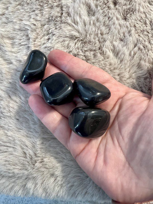 Pierre roulée Onyx noir  Stabilité - Protection / 20gr