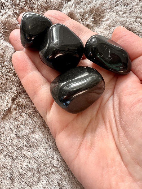 Pierre roulée Onyx noir  Stabilité - Protection / 20gr – Image 2