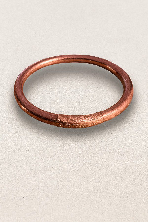 Jonc Bouddhiste Rose Gold Épais avec Mantra – Porte-Bonheur – Image 3